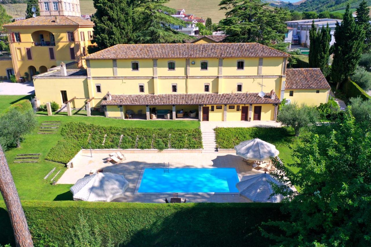 Agriturismo Villa Irelli Castellalto Bagian luar foto