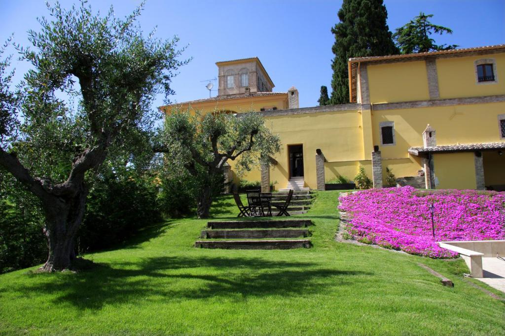 Agriturismo Villa Irelli Castellalto Bagian luar foto