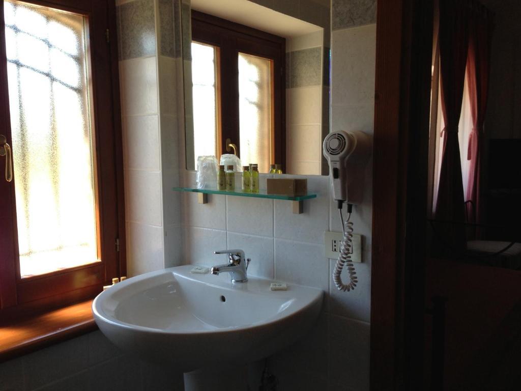 Agriturismo Villa Irelli Castellalto Ruang foto